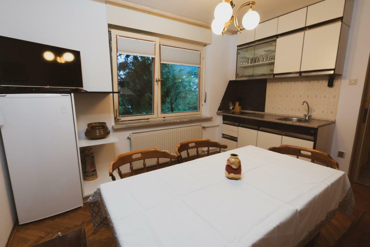 Apartmaji Retro Spodnje Gorje Exterior foto